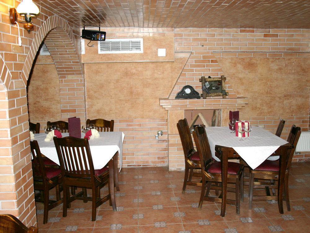 Pension La Cupola Targu-Mures Bagian luar foto